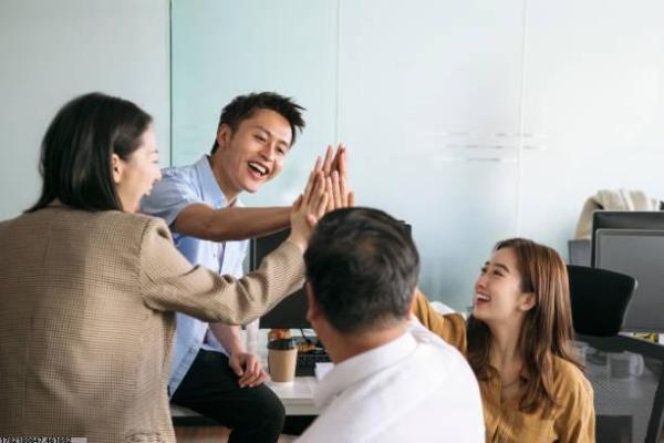 龙羽体育培训学校近期招聘启事