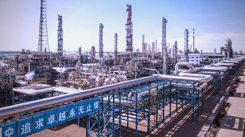 化工原料定制加工：揭秘定制化生产流程